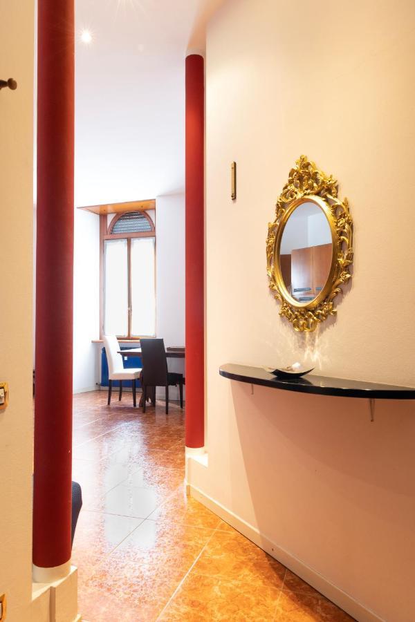 Interno Appartamento In Un Castello Storico In Centro Milan Exterior photo
